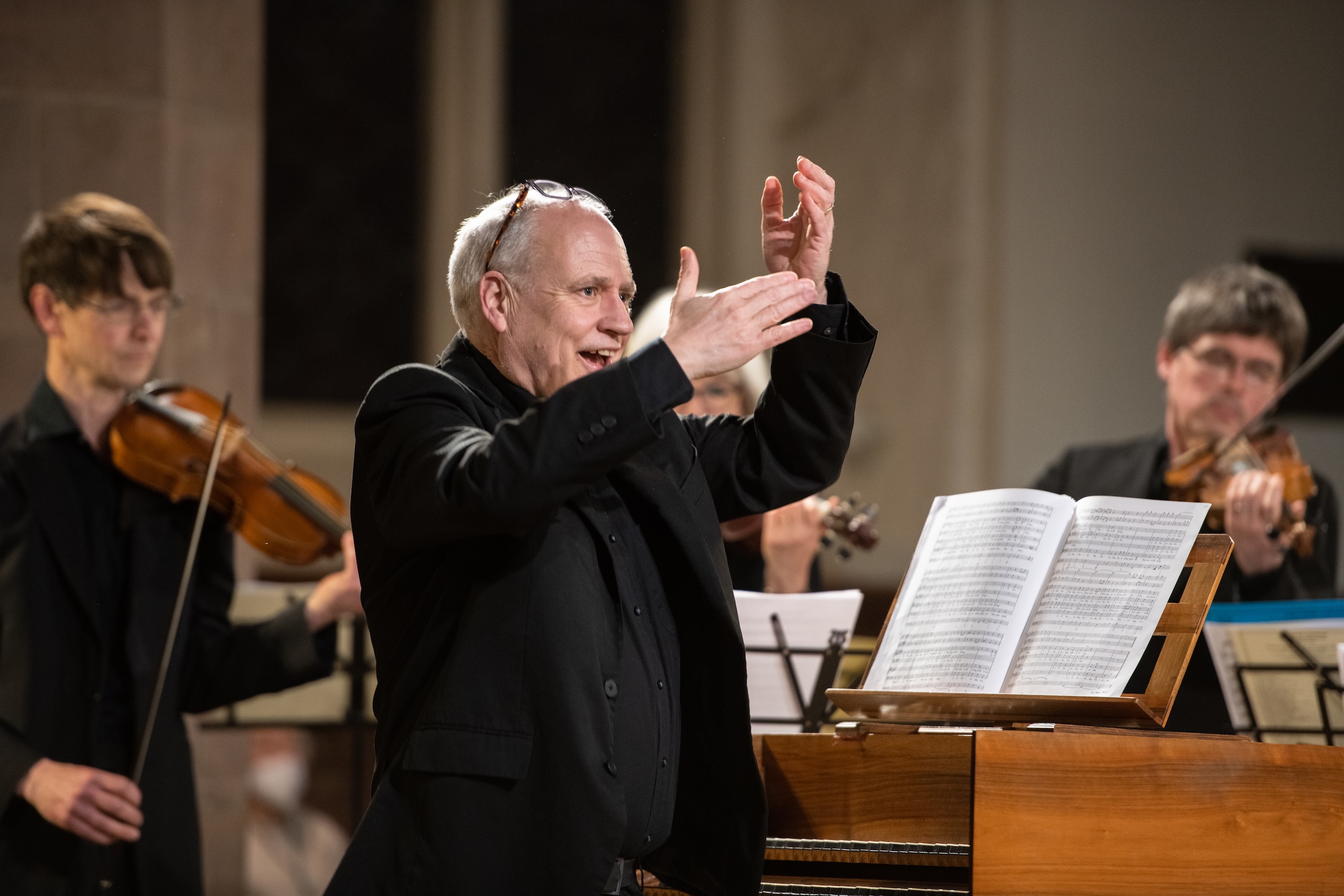 Director John Butt conducts the Dunedin Consort.