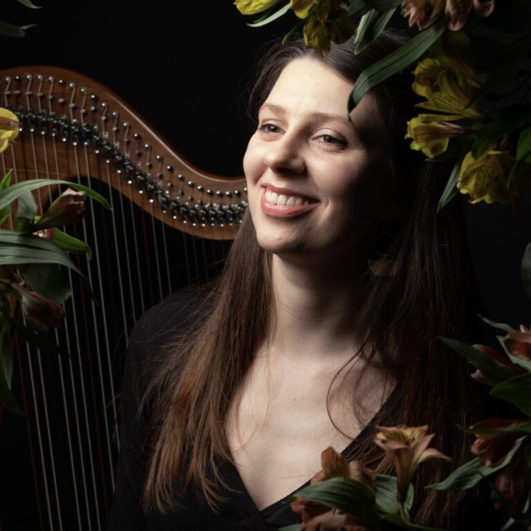 Rachel Groves, harpist
